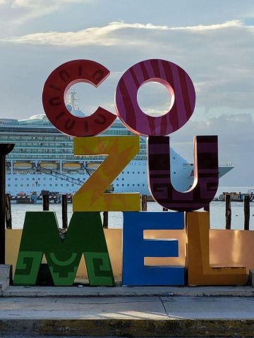 Cozumel sign.