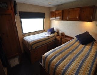 Deluxe stateroom 4 10