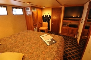 Deluxe Stateroom 1