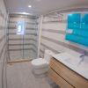 EmperorExplorer Main Deck Bath cabins 910