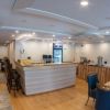 EmperorExplorer saloon2.jpg nggid041271 ngg0dyn 262x0 00f0w010c010r110f110r010t010